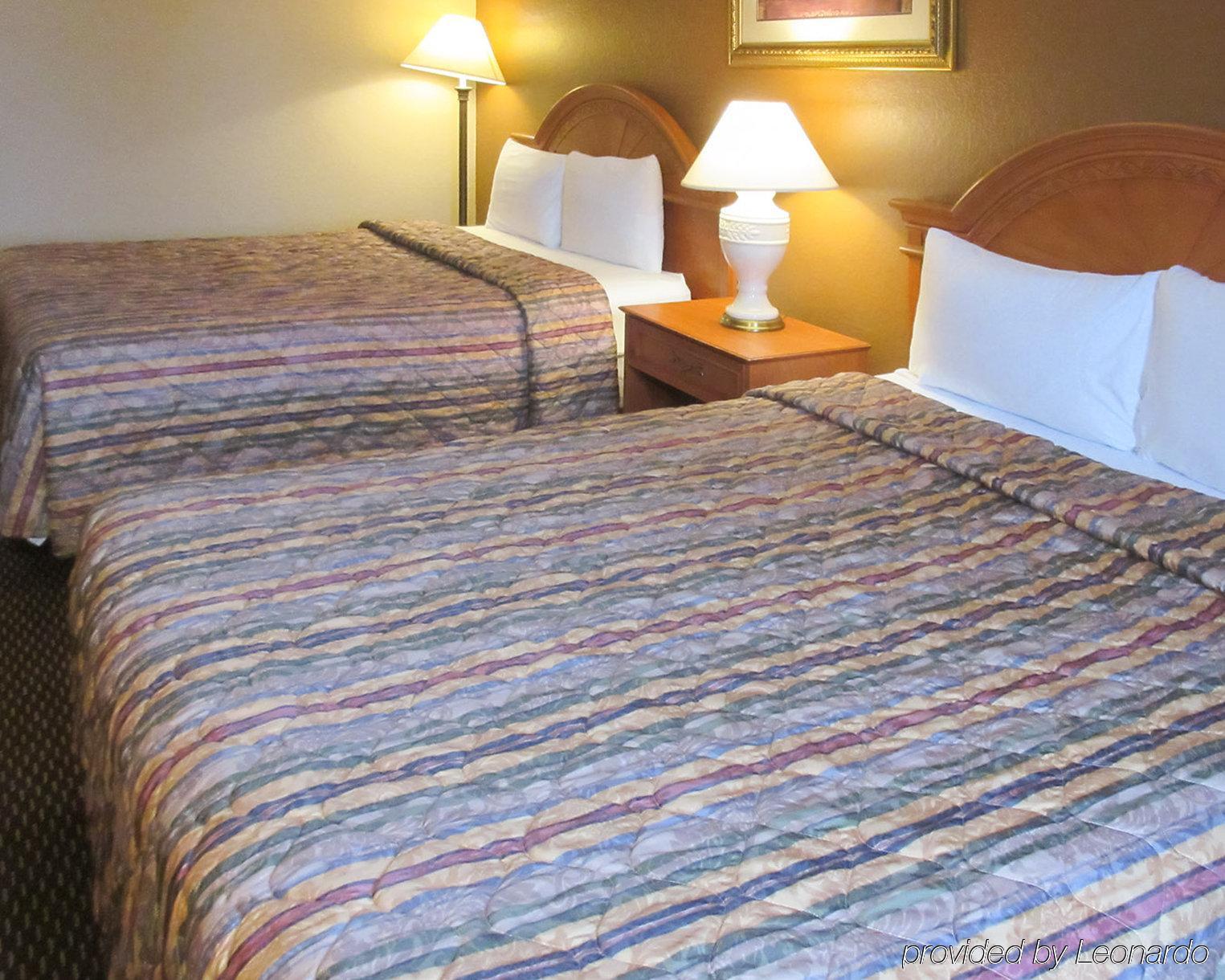 Rodeway Inn Auburn - Seattle ภายนอก รูปภาพ