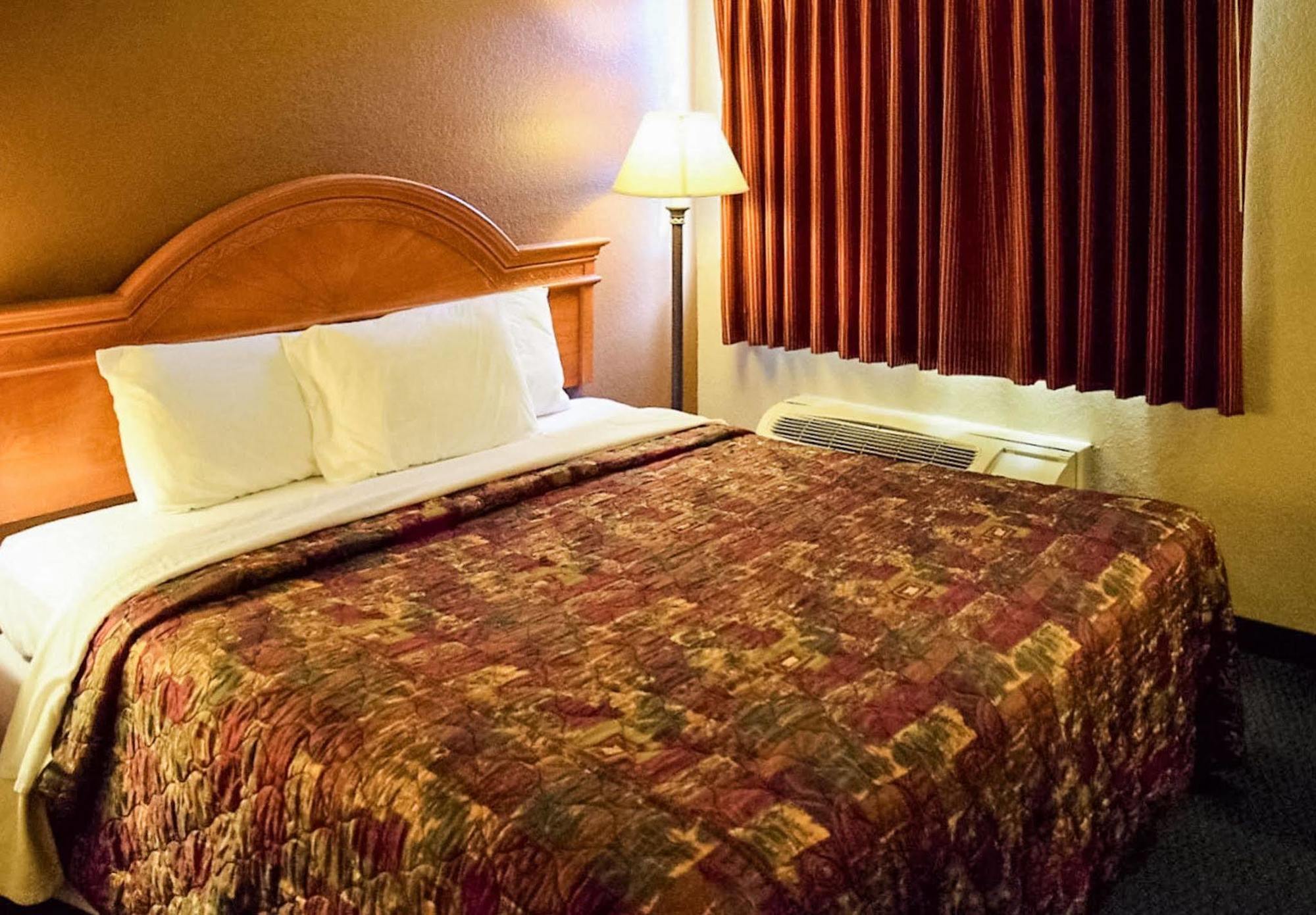 Rodeway Inn Auburn - Seattle ภายนอก รูปภาพ