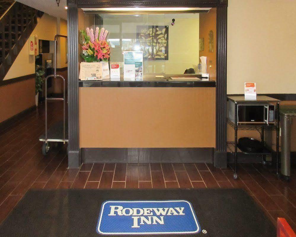 Rodeway Inn Auburn - Seattle ภายนอก รูปภาพ