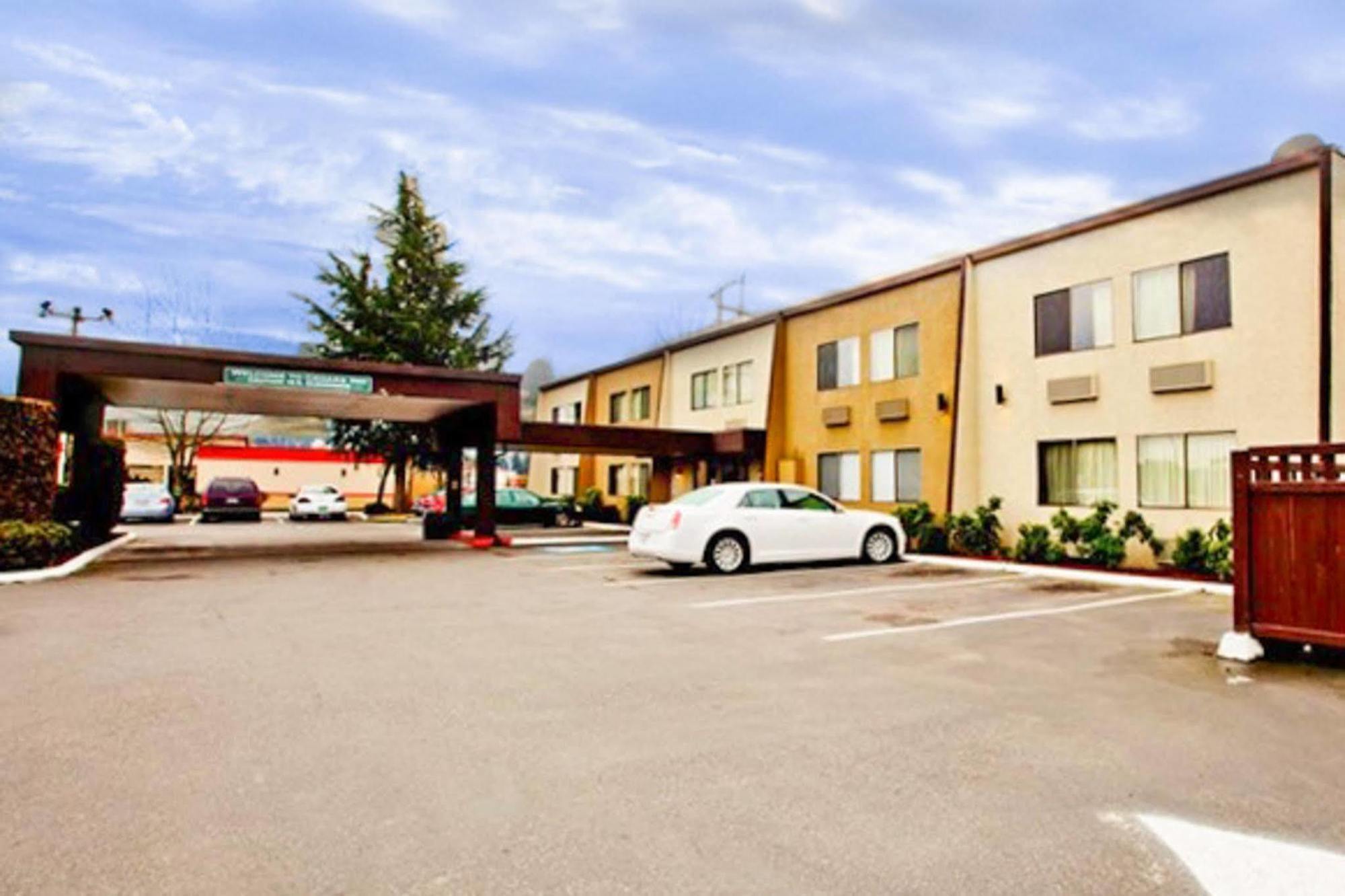 Rodeway Inn Auburn - Seattle ภายนอก รูปภาพ